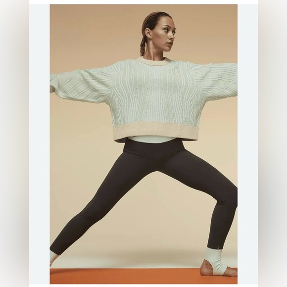 Nike Sweaters - Nike Yoga Luxe Wool blend cover up knit crew neck sweater sz Small‎